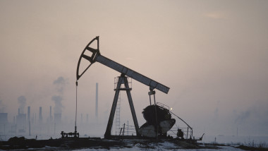 oil fields ploiesti romania 1990