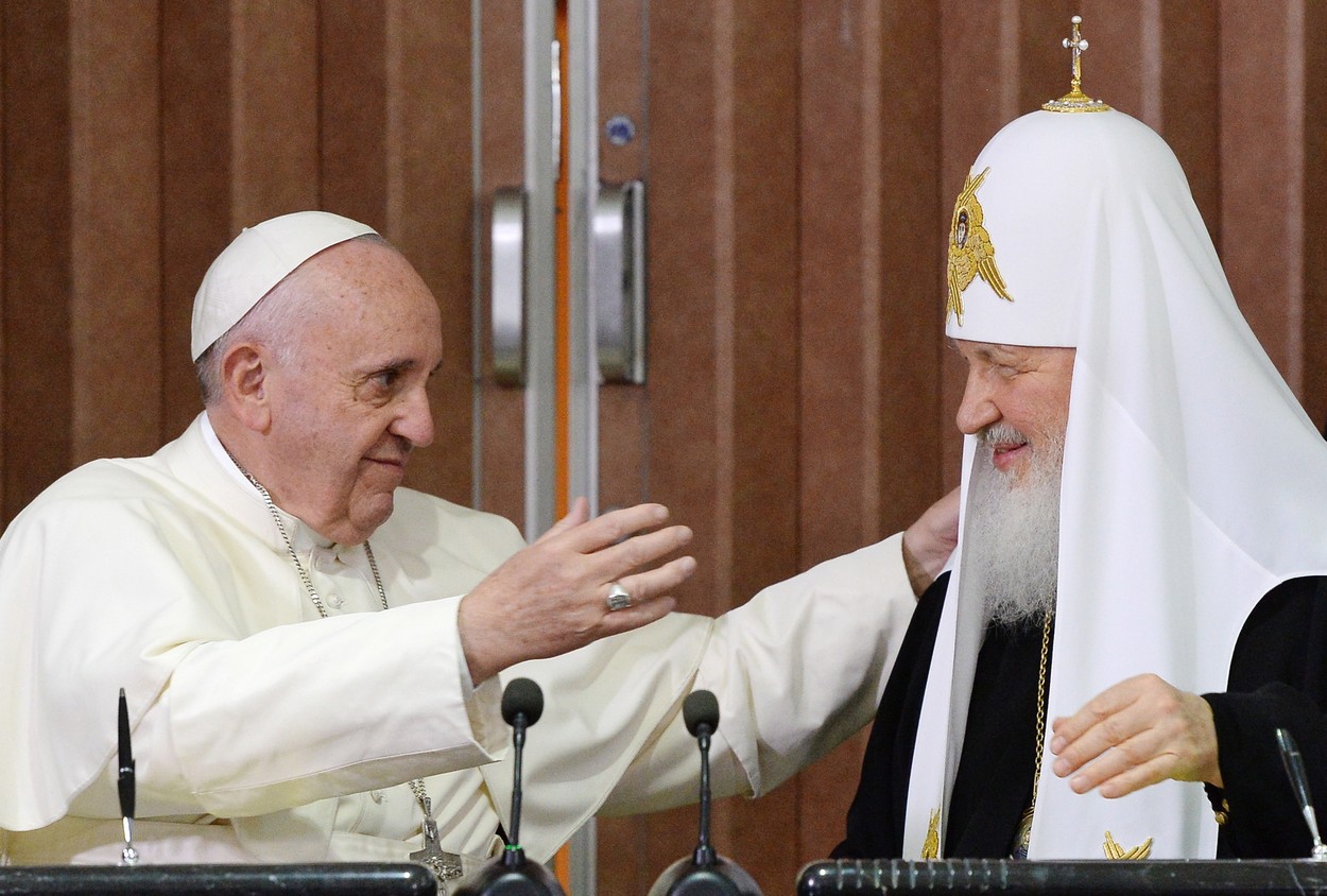 Papa Francisc îi cere patriarhului Kiril al Moscovei unirea eforturilor pentru pace în Ucraina