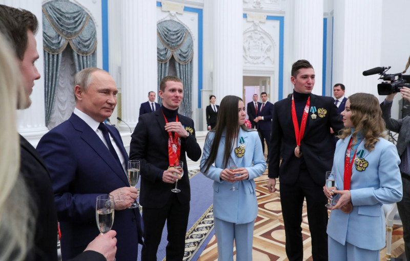 Russia Putin Olympic Medalists