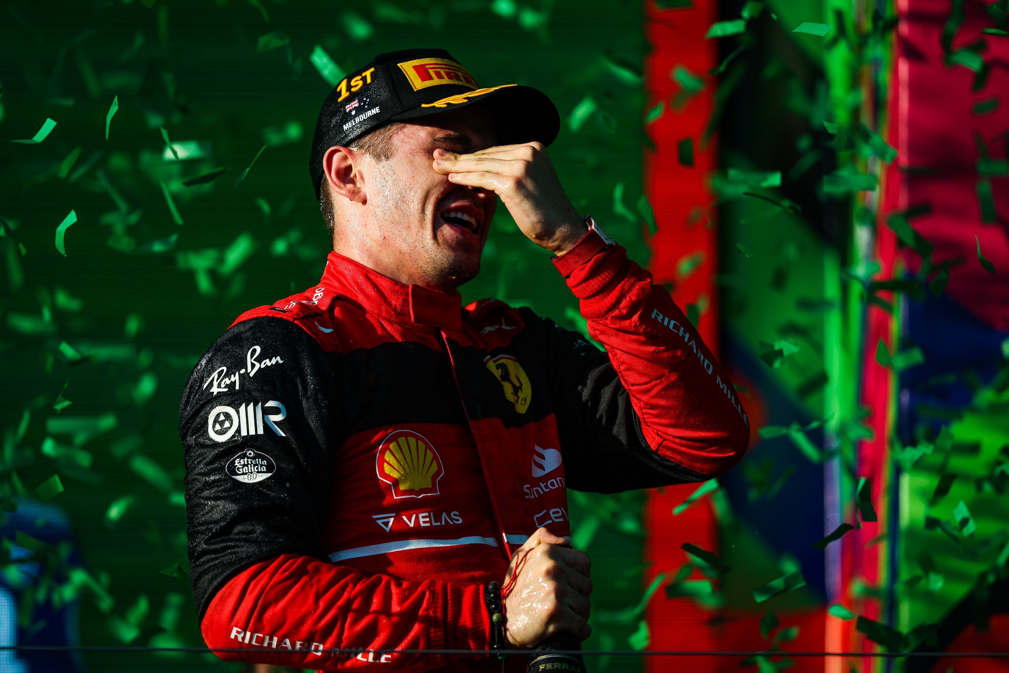 Pilotul de Formula 1 Charles Leclerc a fost jefuit de un ceas de 300.000 de euro în timp ce dădea autografe