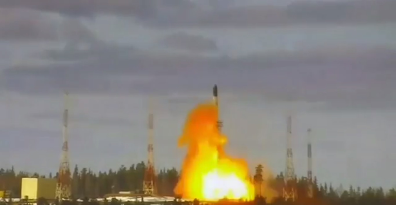 Rusia spune că a testat cu succes racheta nucleară „Satan 2”. Putin amenință din nou Occidentul