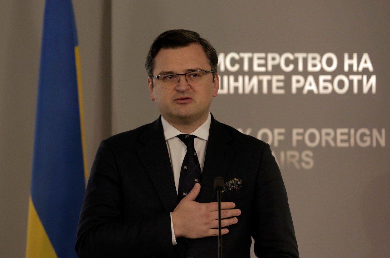 Kuleba: Cei care nu vor să ofere arme Ucrainei practic sprijină agresiunea rusă şi exterminarea cetăţenilor noştri