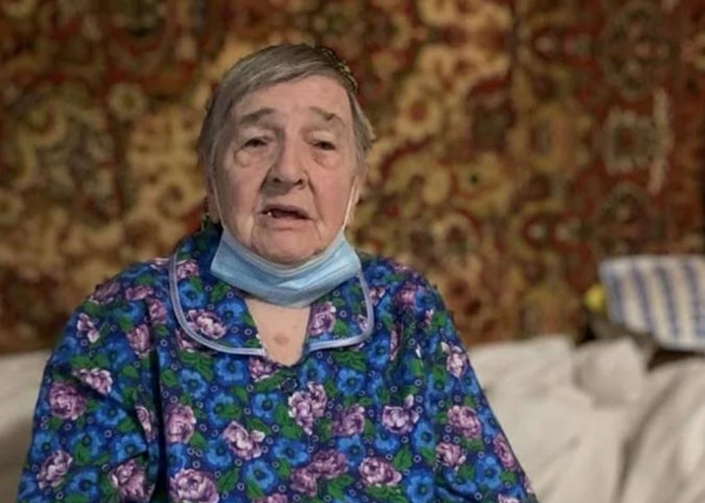 O supraviețuitoare a Holocaustului a murit la Mariupol. „Mama spunea că nu a trăit așa ceva nici în al Doilea Război Mondial”