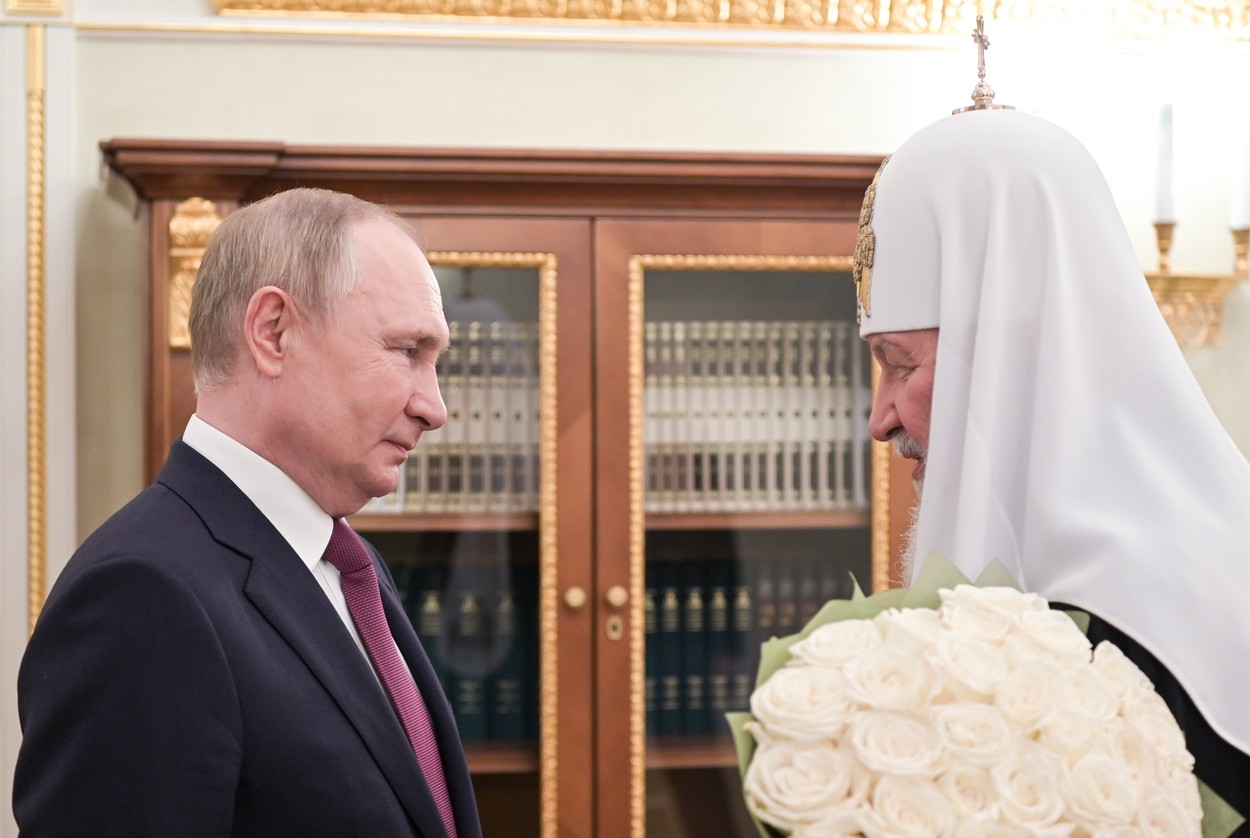 Partea mistică a războiului din Ucraina. Legătura dintre Patriarhul Kiril și Vladimir Putin