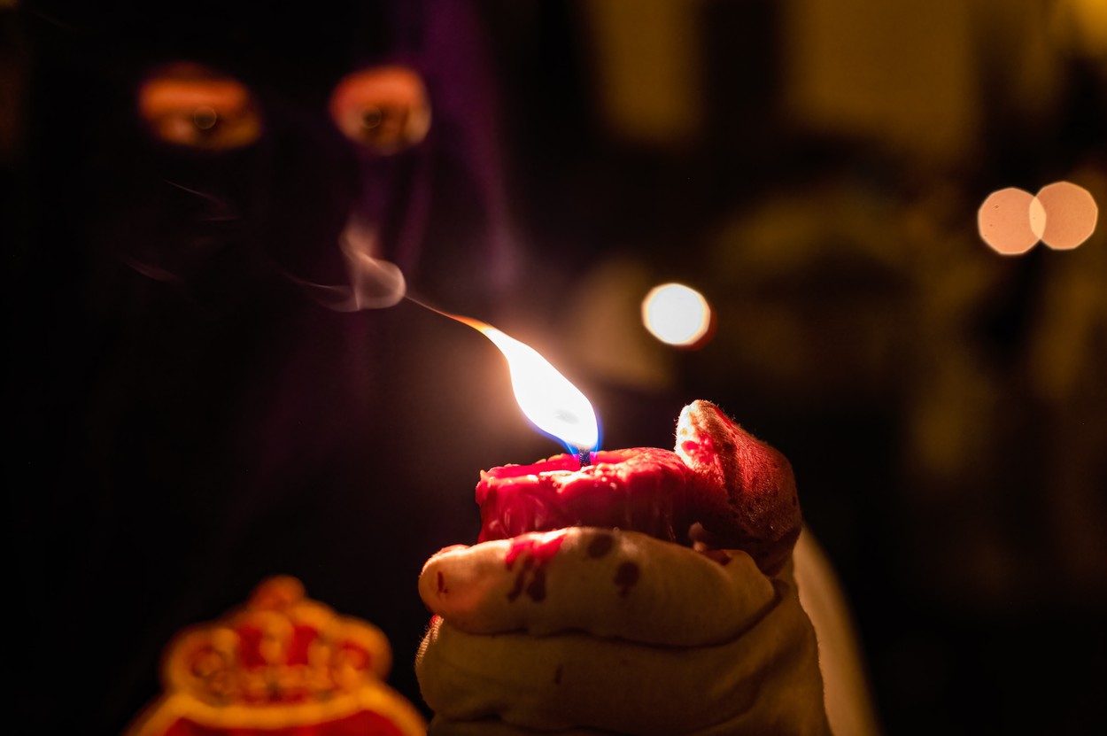 Sfânta Lumină de Paște va fi adusă în această seară de la Ierusalim