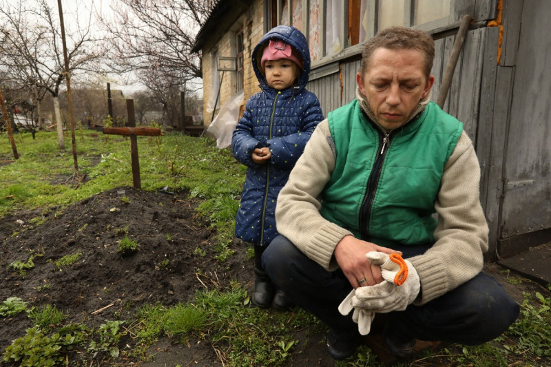 Victims of the violence committed by Russian forces during their invastion continue to be buried in the areas of Bucha and Irpin, Ukraine on April 22, 2022, Bucha, Ukraine - 22 Apr 2022