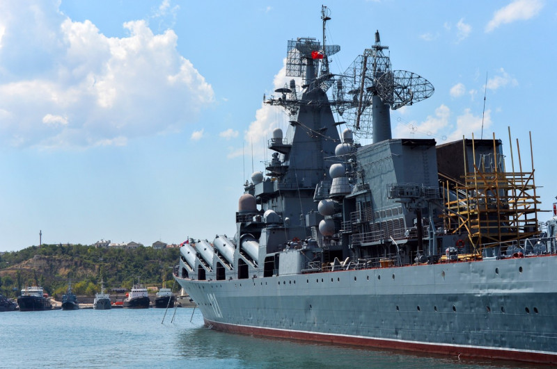 Guards missile cruiser "Moskva".