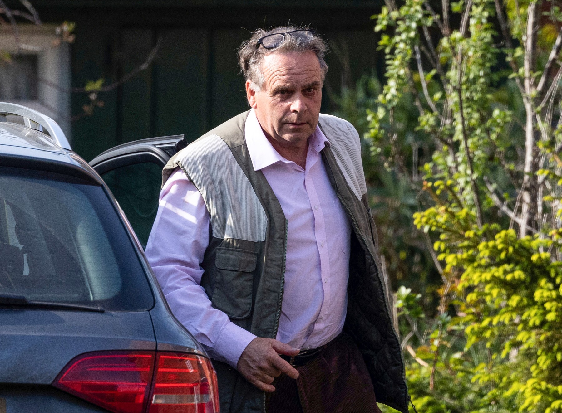 Un parlamentar britanic a demisionat după ce a fost prins urmărind filme pentru adulți în Camera Comunelor, „într-un moment de nebunie”