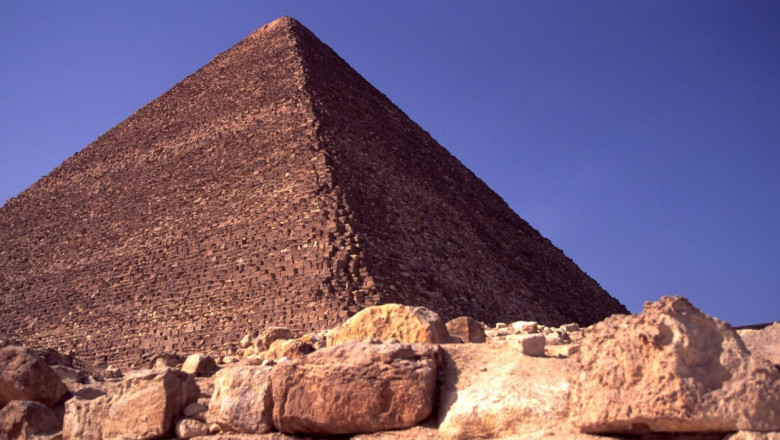 Marea Piramidă din Giza, sau Piramida lui Keops