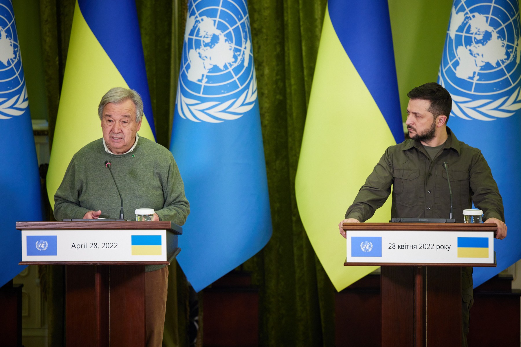 Zelenski a cerut ajutorul secretarului general al ONU pentru salvarea răniților blocați la Azovstal din cauza rușilor
