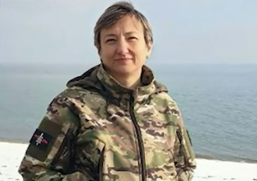 De ce s-a înrolat Natalia în Batalionul Azov, la aproape 50 de ani? Povestea unei familii ucrainene devastate de război