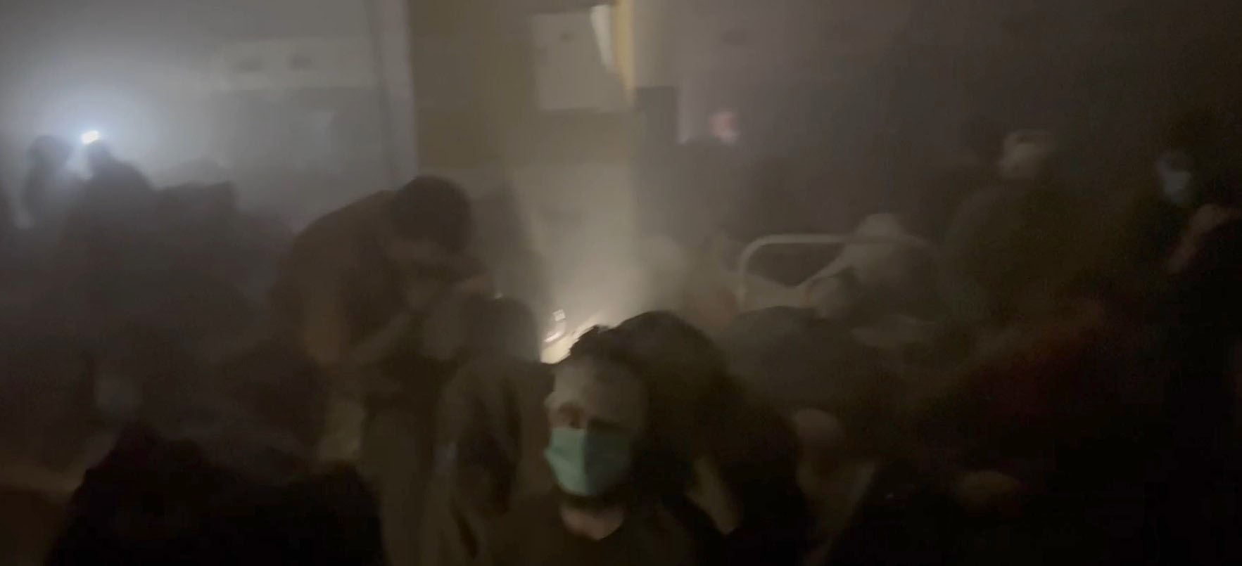 Imagini dramatice din buncărele de la Azovstal. Combinatul a fost distrus aproape cu totul