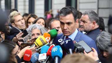 Pedro Sanchez le răspunde jurnaliștilor