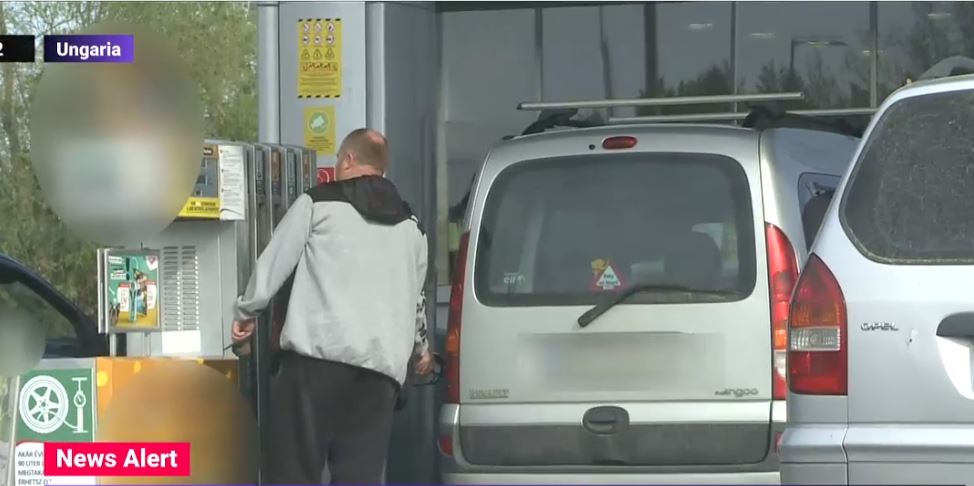 Numai șoferii cu mașini înmatriculate în Ungaria vor putea să cumpere carburant la preț mic