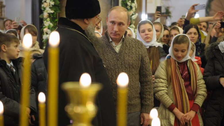 Vladimir Putin, în biserică
