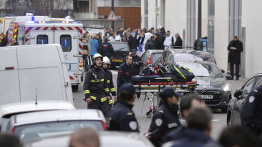 franta paris atac terorist mediafax 2-1
