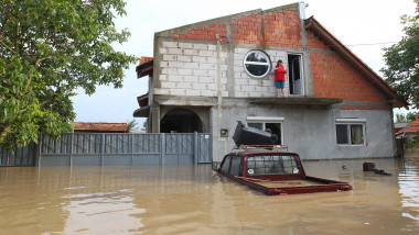 inundatii Gataia 2014