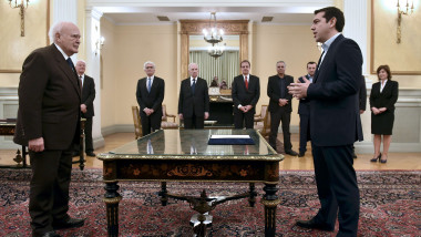 tsipras juramant - 7248430-AFP Mediafax Foto-ARIS MESSINIS