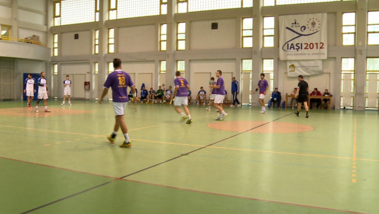 debut politehnica handbal masculin