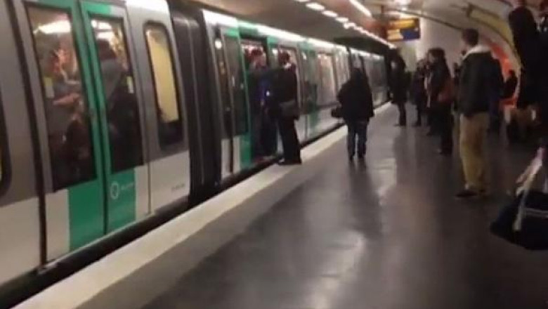 fani-chelsea-metrou-paris
