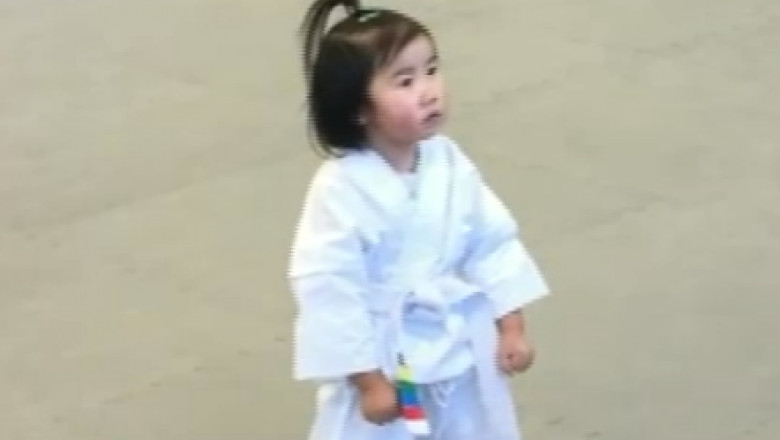 fetita taekwondo