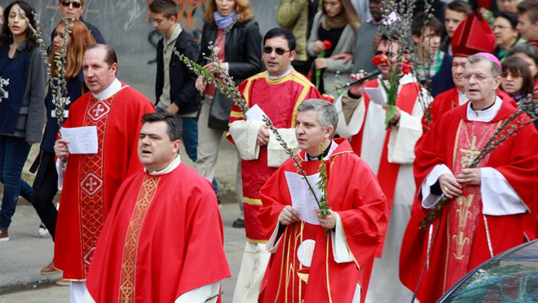 procesiune catolica florii facebook