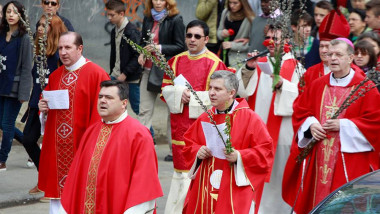 procesiune catolica florii facebook