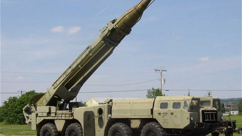 Scud Scud-b SS-1 mobile MAZ-543 truck medium range ballistic missile Russia Russian 640