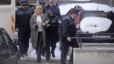 elena udrea catuse arestata Instanta mediafax-3