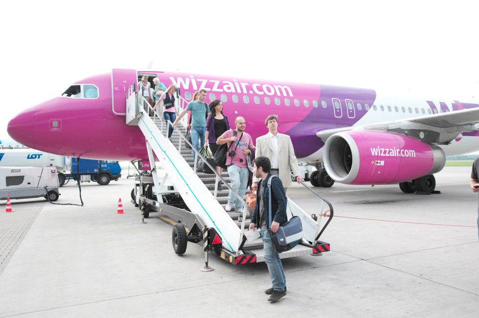 Compania Wizz Air este obligată să rețină la sol aproape un sfert din flota de aeronave