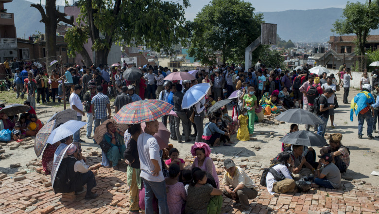 CUTREMUR NOU LOVESTE NEPAL GETTY