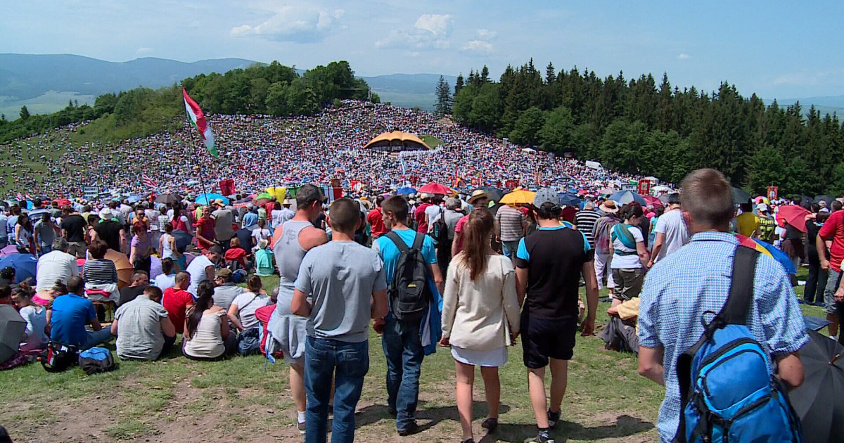 Sute de mii de credincioși la Șumuleu Ciuc de Rusalii