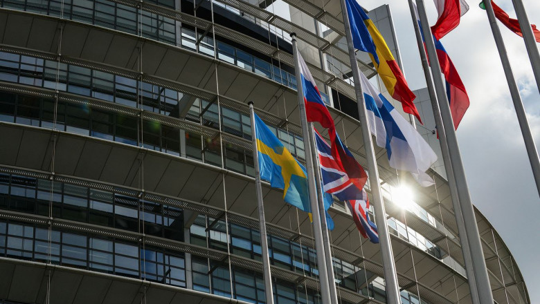 parlamentul european steagul romaniei - European Union 2014 - European Parliament