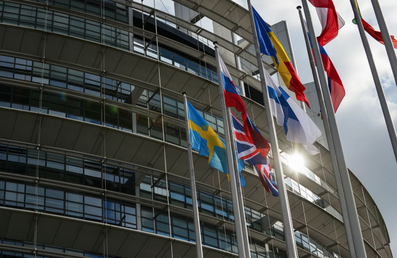 parlamentul european steagul romaniei - European Union 2014 - European Parliament