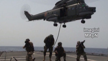 elicopter si militari fregata