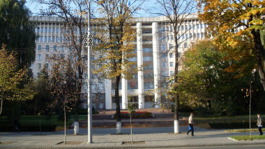 Parlamentul de la Chisinau Republica Moldova - wikipedia-1