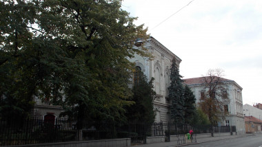 Colegiul Na ional Mihai Eminescu - Oradea