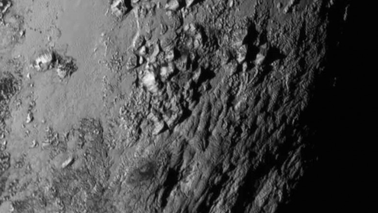 Suprafata Pluto NASA 15.07.2015