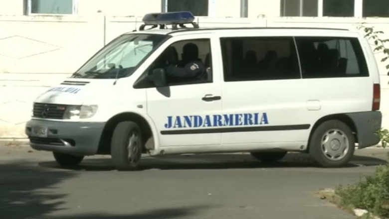 masina jandarmerie 1