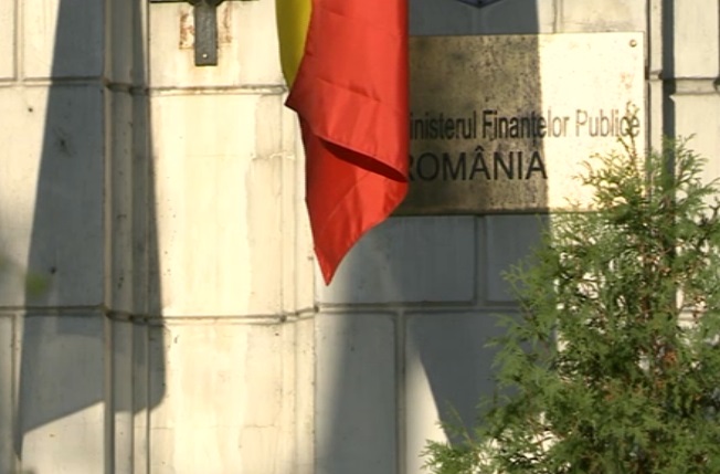 Pichet al sindicaliștilor din educație la sediul Ministerului Finanțelor: „Investiţi în betoane, dar lăsaţi minţile goale!”