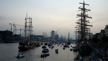 barci nave amsterdam - GettyImages - 20 august 2015