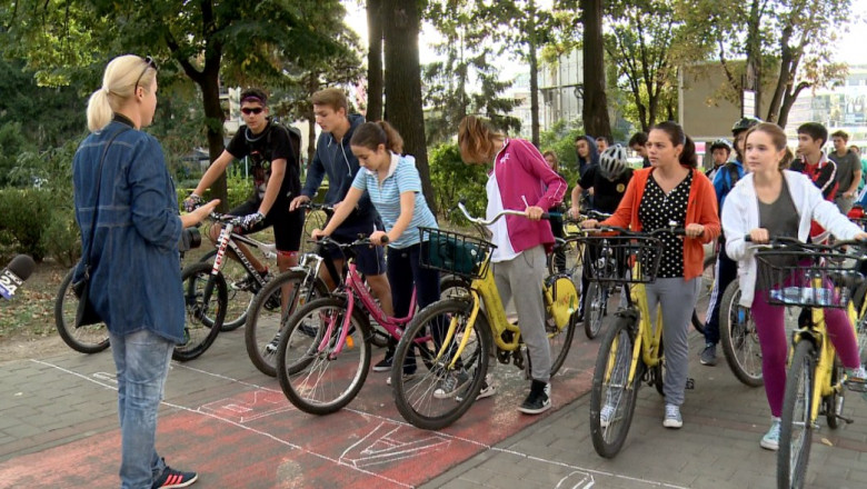 actiune umanitara biciclisti