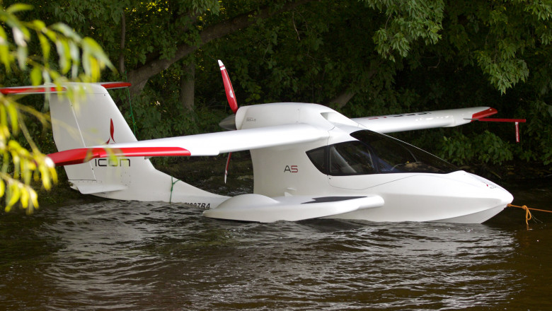 Icon A5 in the water