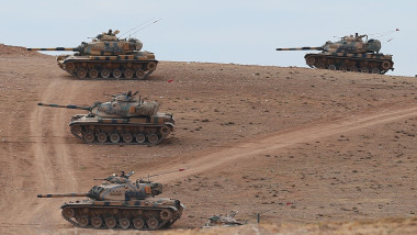 Tancuri armata Turcia granita cu Siria GettyImages august 2015