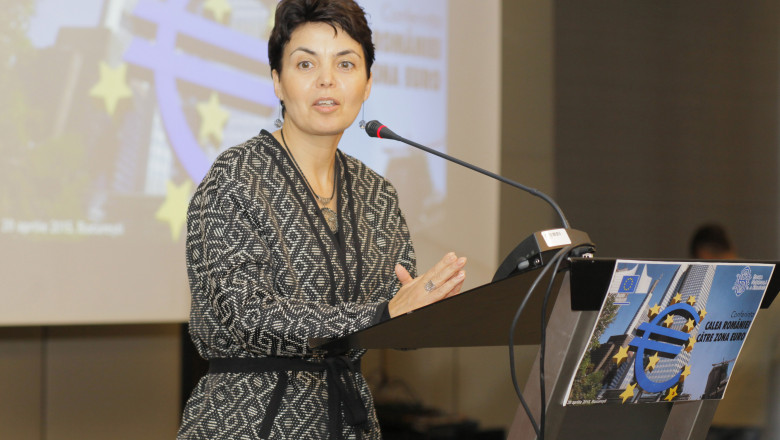 Angela Filote seful Reprezentantei Comisiei Europene in Romania Marin Raica Inquam Photos aprilie 2015