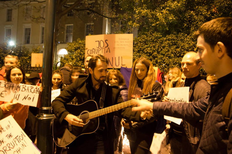 protest dublin - roxana todea