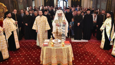 slujba de pomenire a victimelor din colectiv patriarh daniel foto basilica ro