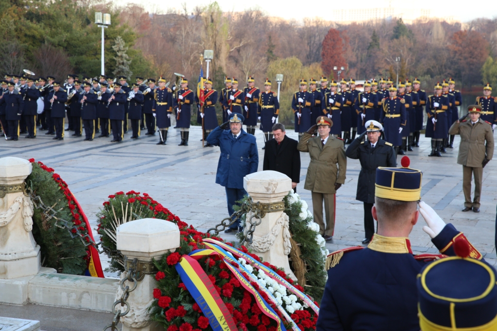Ceremonia din Parcul Carol - MApN 3