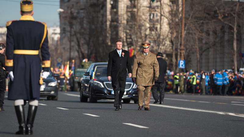 Klaus Iohannis la Parada militara - presidency 1