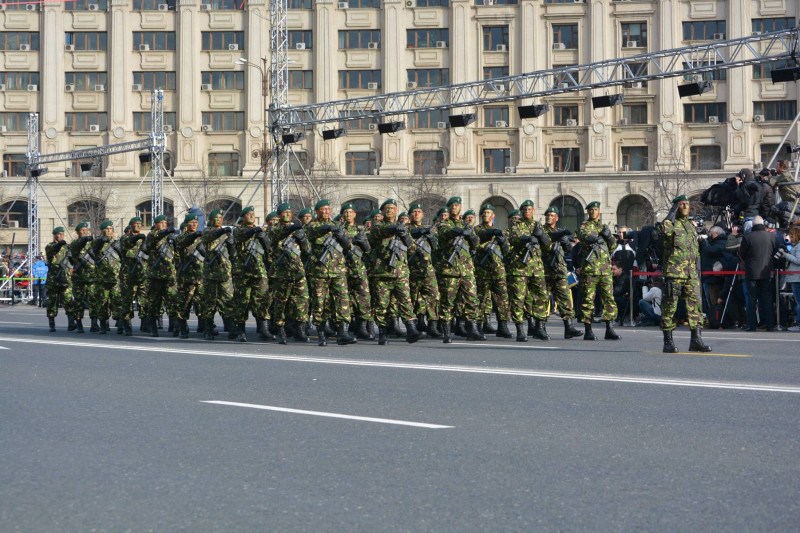 Parada militara 2015 Piata Constitutiei - Fortele Terestre Romane 5